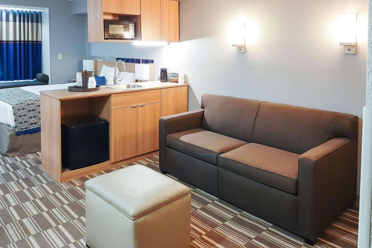 Starkville Inn & Suites Luaran gambar