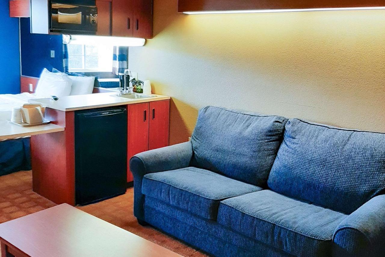 Starkville Inn & Suites Luaran gambar
